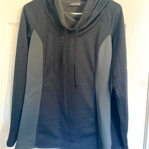 Columbia sweatshirt